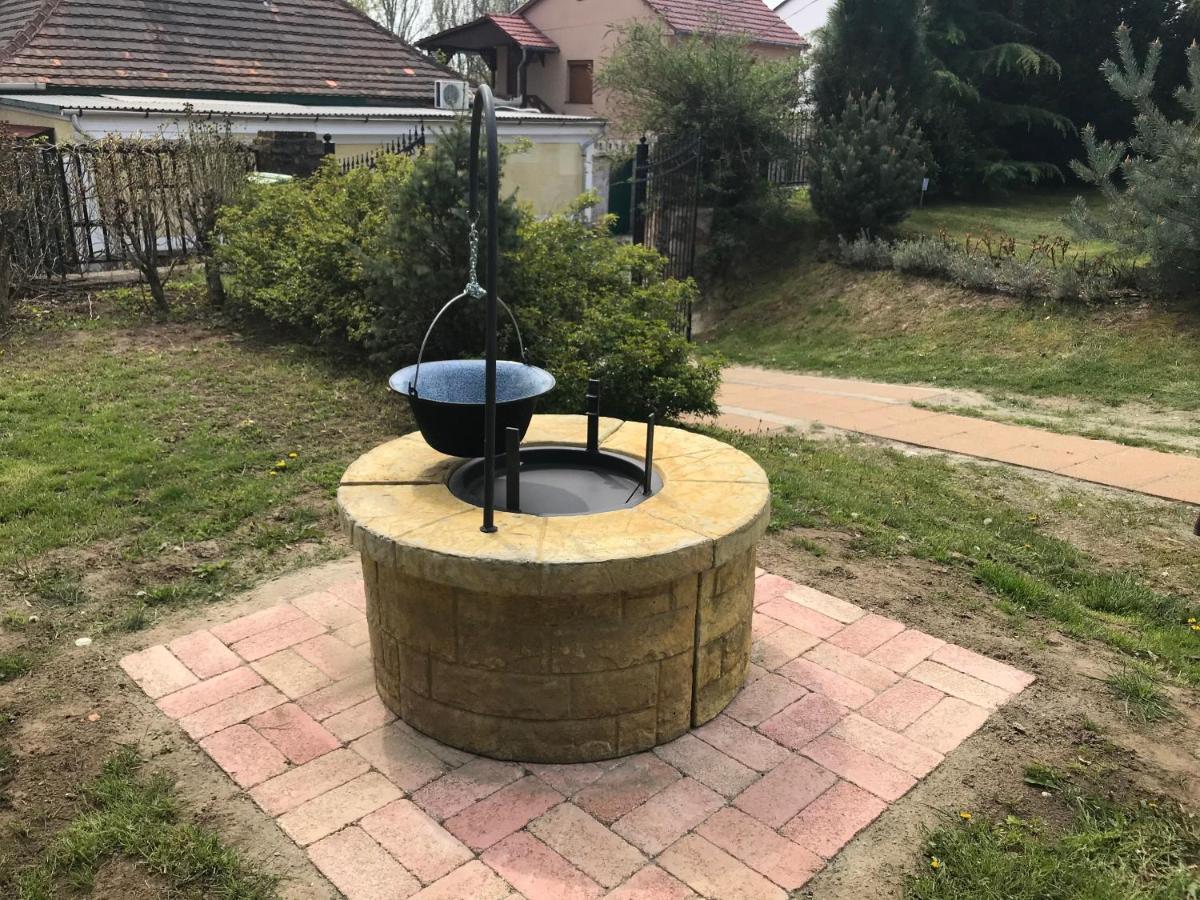 Levendula Apartmanhaz Bytom Extérieur photo
