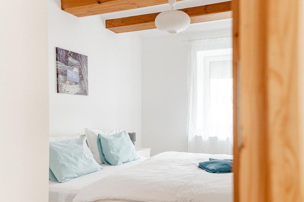 Levendula Apartmanhaz Bytom Extérieur photo