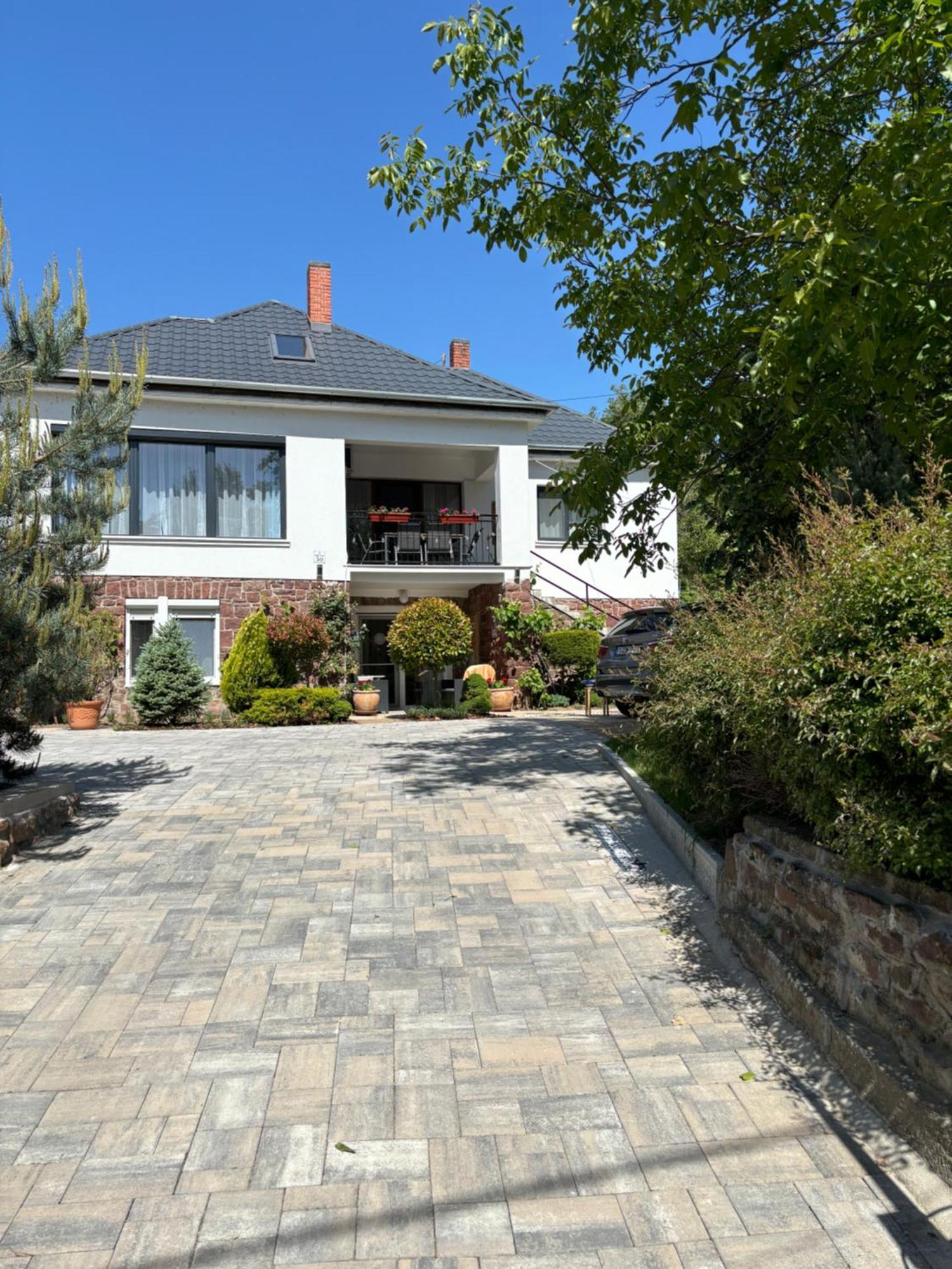 Levendula Apartmanhaz Bytom Extérieur photo